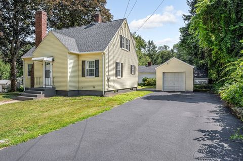 15 Junior Avenue Methuen MA 01844