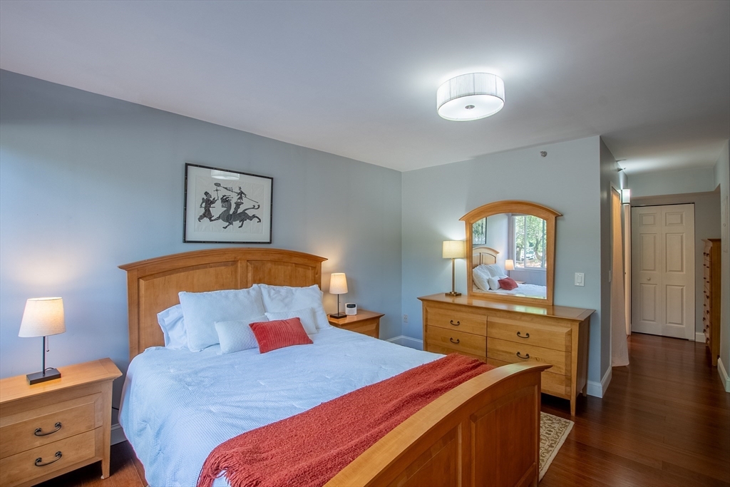 250 Hammond Pond Parkway 102N