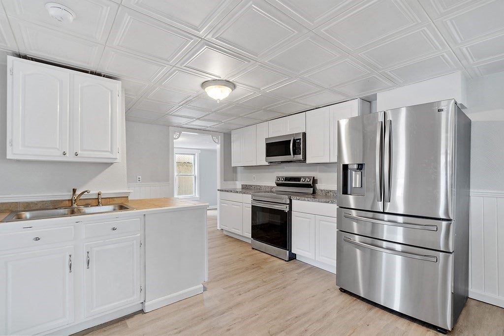 76 Columbus St, Fitchburg, MA, 76 Columbus St, Fitchburg, MA Photo #33