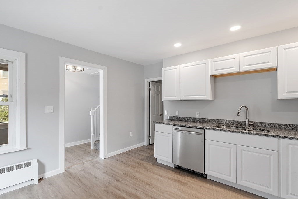 76 Columbus St, Fitchburg, MA, 76 Columbus St, Fitchburg, MA Photo #13