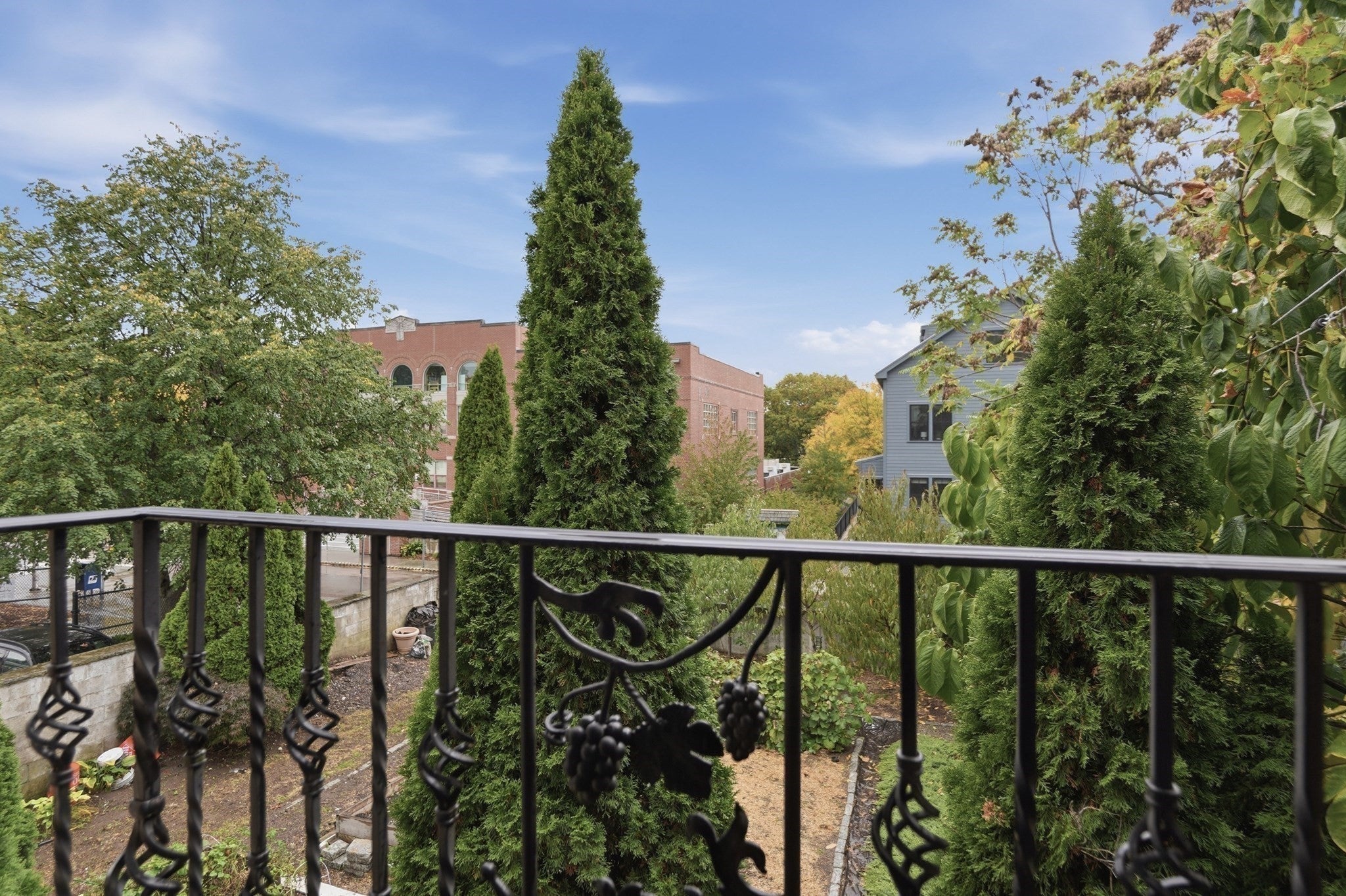127 Cushing St, Cambridge, MA Photo #25