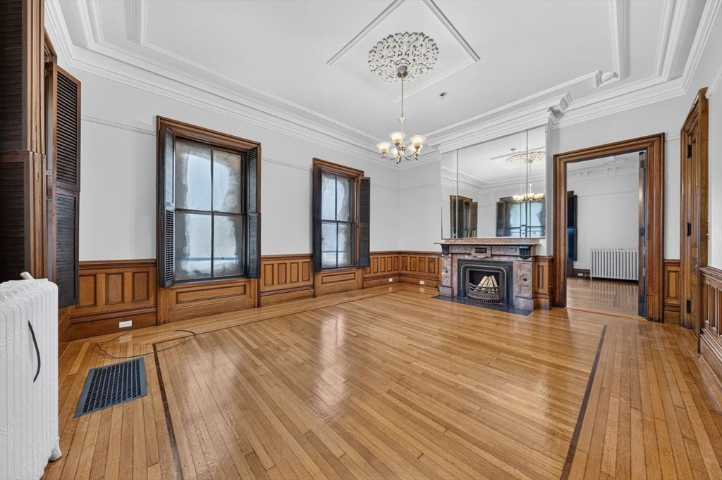 533 Locust St #3, Fall River, MA Photo #4