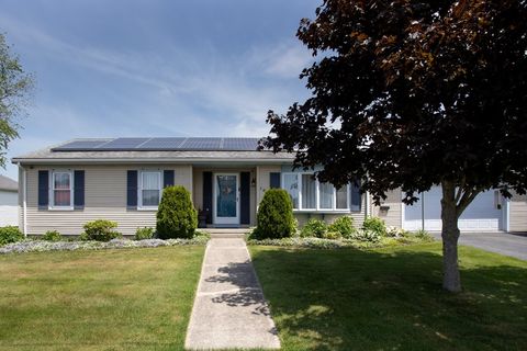 Photo of 192 Calvin Ave, Somerset, MA 02726 (MLS # 73534095)