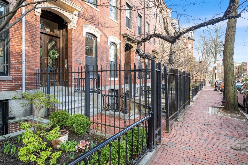 59 Rutland St 3