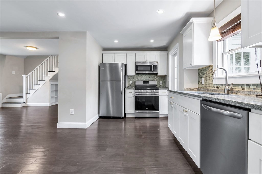 90 Gilbert St, Lawrence, MA, 90 Gilbert St, Lawrence, MA Photo #12