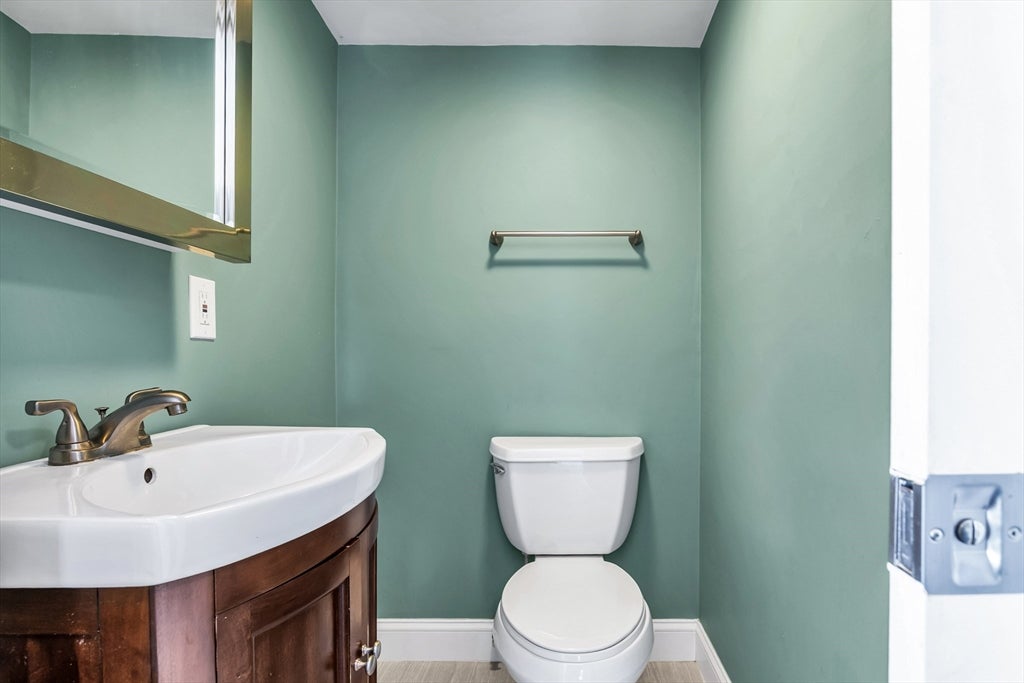 90 Gilbert St, Lawrence, MA, 90 Gilbert St, Lawrence, MA Photo #30
