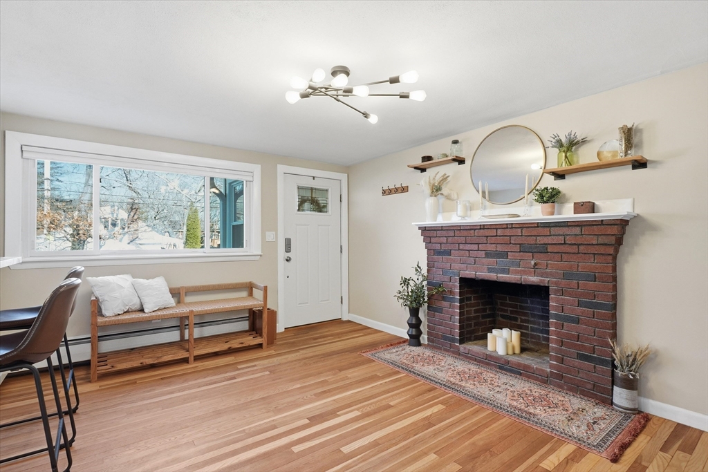 27 Garfield Ave
