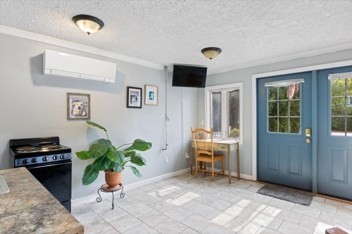 55 Haverhill Rd, Amesbury, MA, 55 Haverhill Rd, Amesbury, MA Photo #26