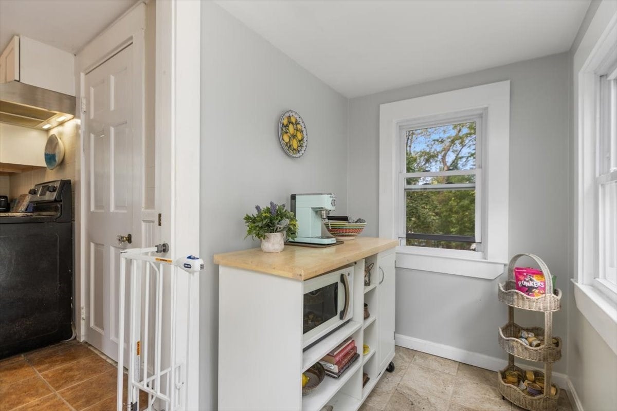 55 Haverhill Rd, Amesbury, MA, 55 Haverhill Rd, Amesbury, MA Photo #16
