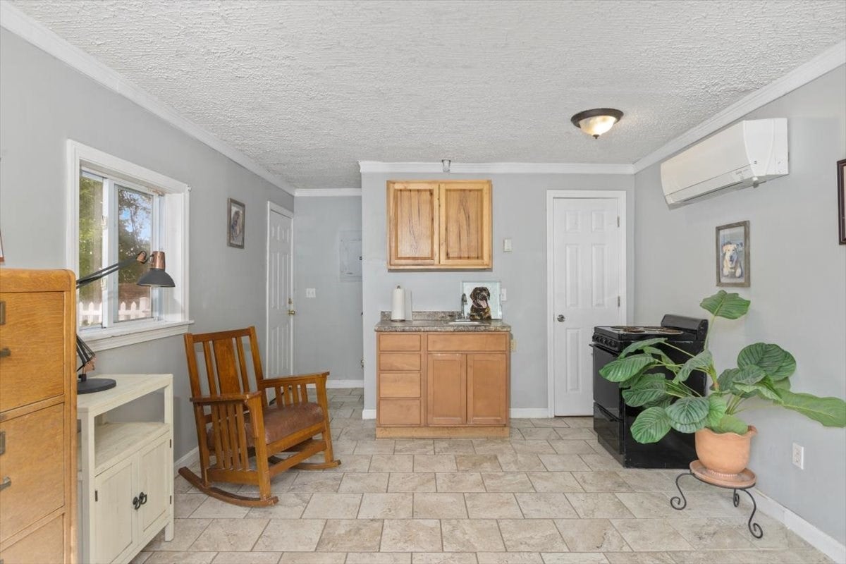55 Haverhill Rd, Amesbury, MA, 55 Haverhill Rd, Amesbury, MA Photo #25