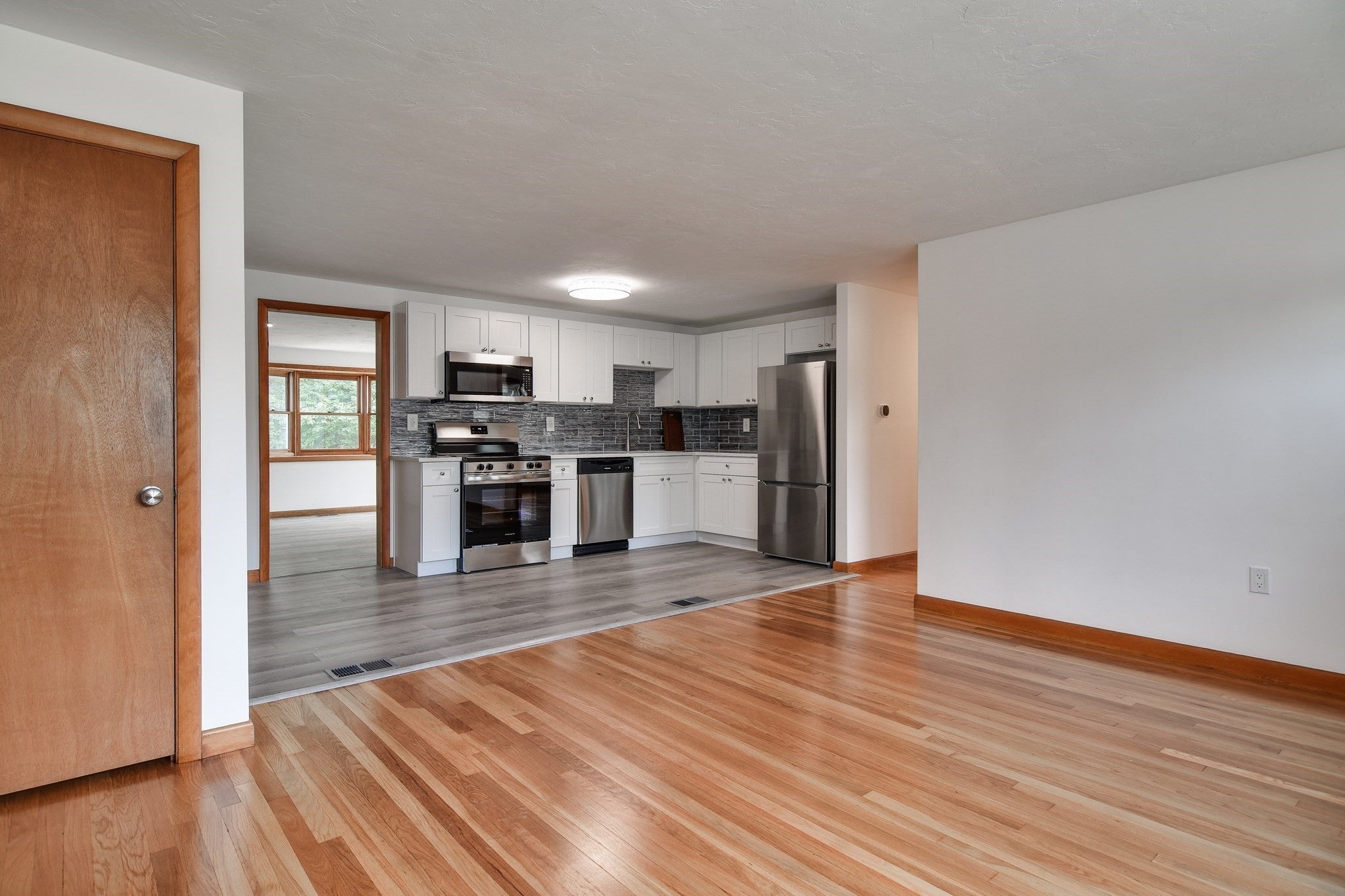 14 French Road, Holbrook, MA, 14 French Road, Holbrook, MA Photo #6