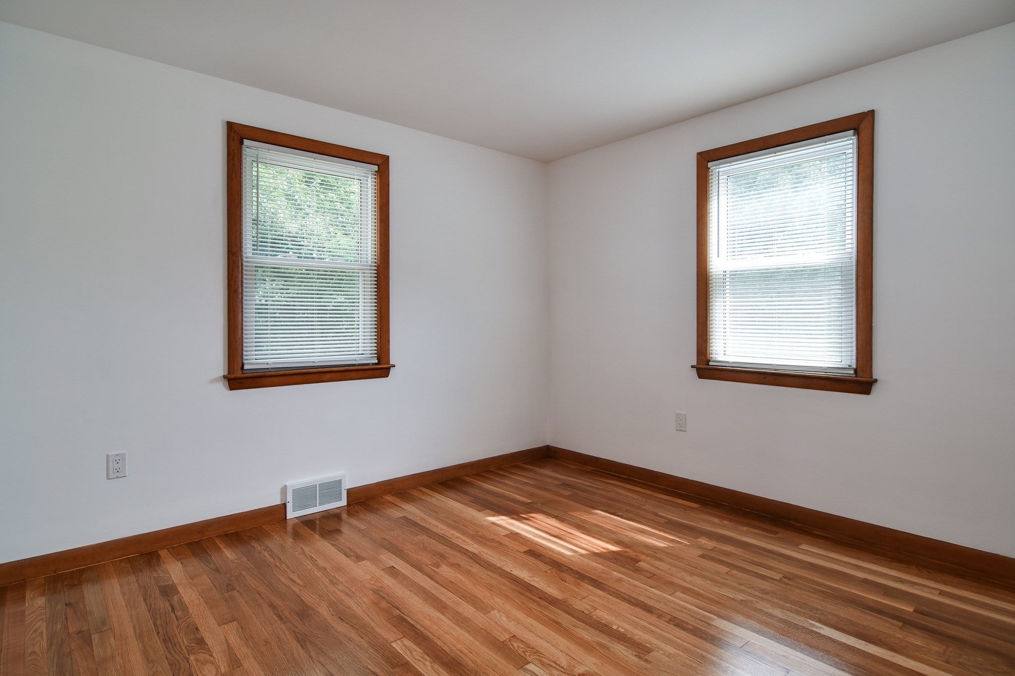 14 French Road, Holbrook, MA, 14 French Road, Holbrook, MA Photo #11