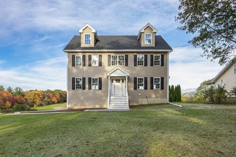 100 King St Groveland MA 01834