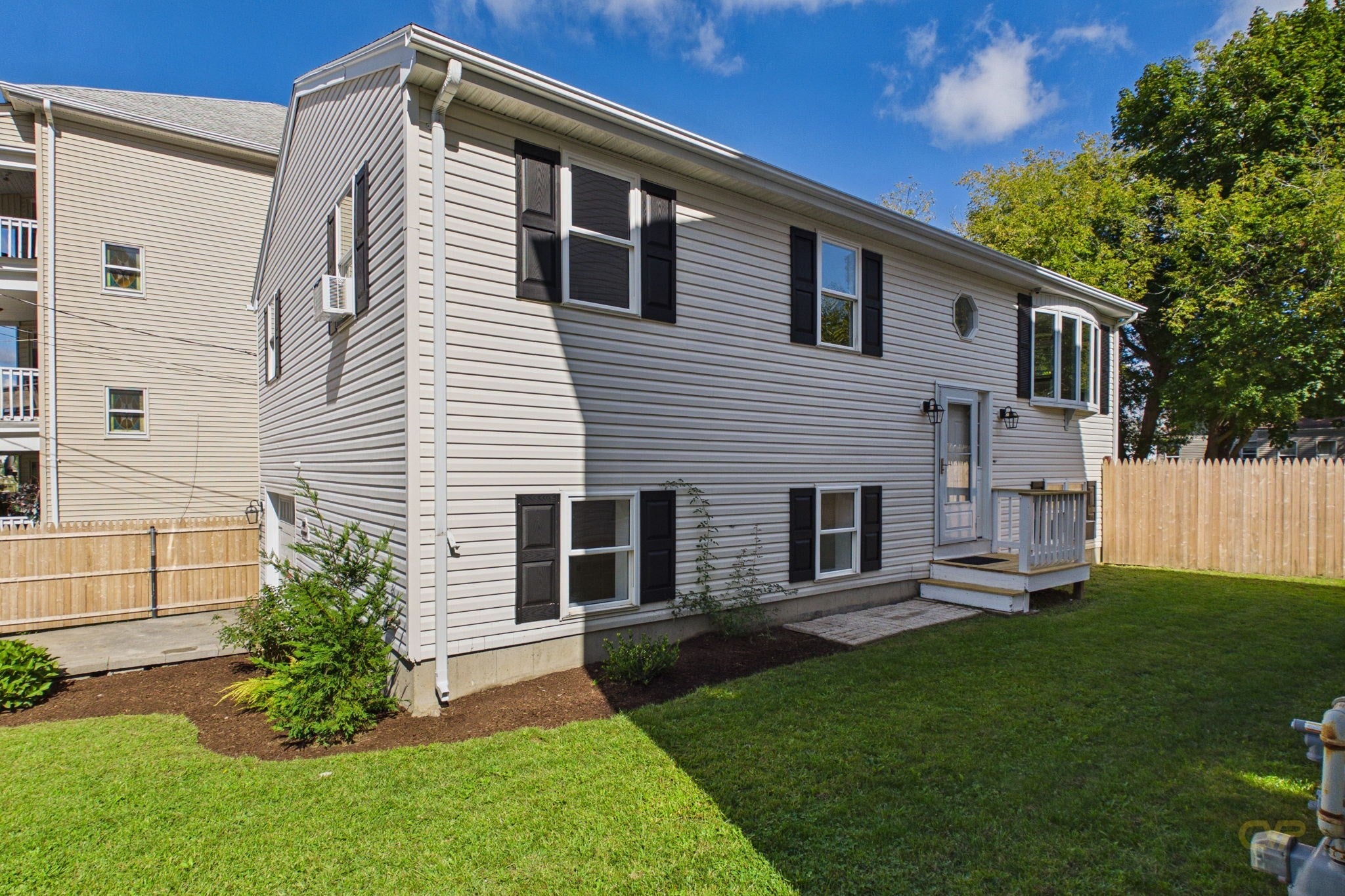 102 Vestal St, Fall River, MA Photo #3