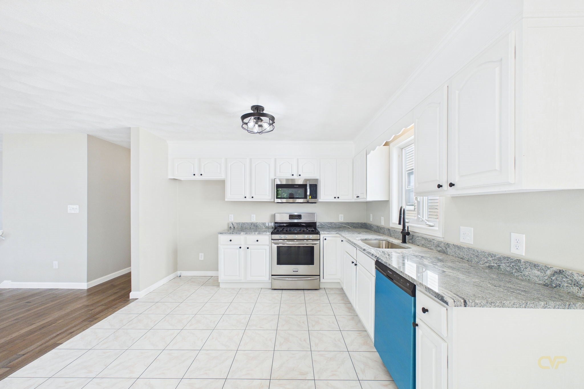 102 Vestal St, Fall River, MA Photo #9