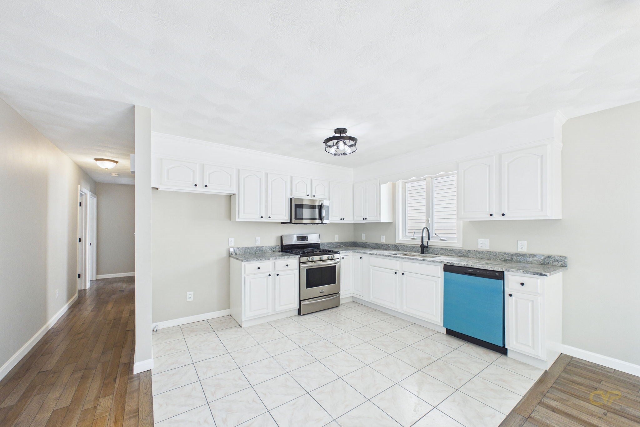 102 Vestal St, Fall River, MA Photo #10