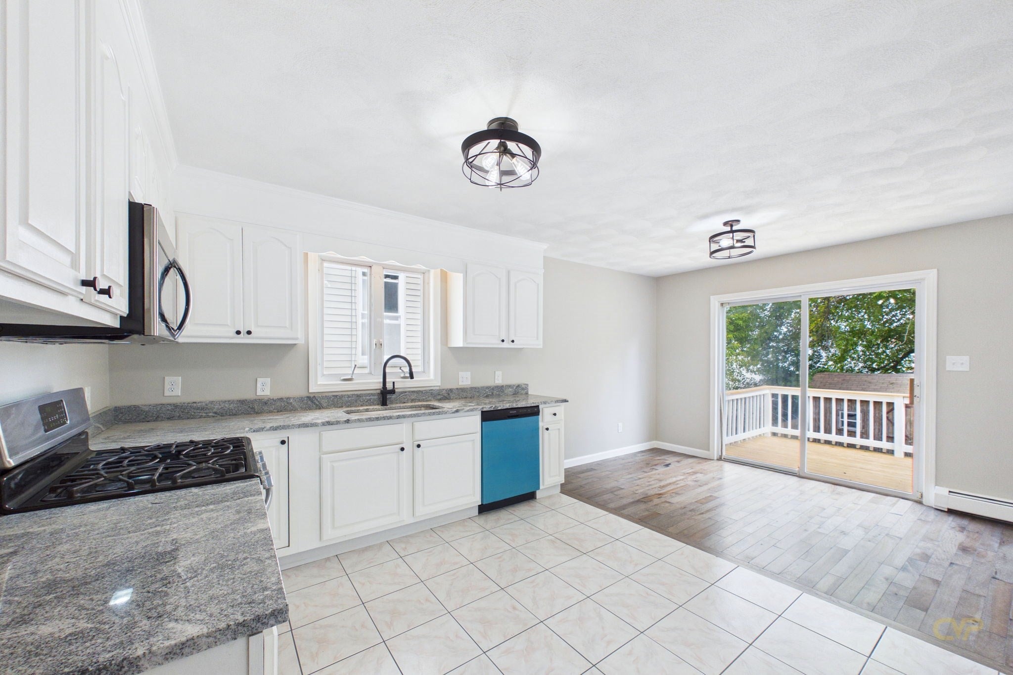 102 Vestal St, Fall River, MA Photo #12