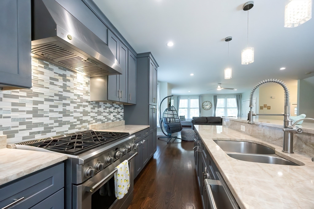 56B Taunton St