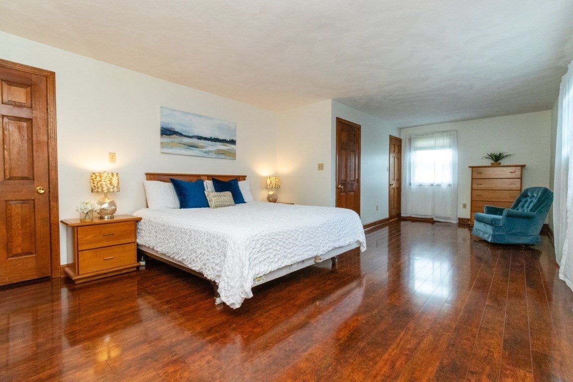 2 Mccarthy Dr, Burlington, MA Photo #22