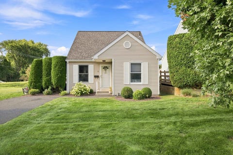 Photo of 1 Alvord Pl #1, South Hadley, MA 01075 (MLS # 73569147)