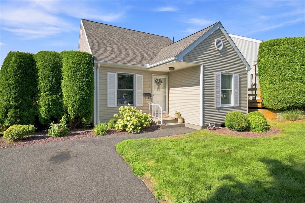 1 Alvord Pl #1, South Hadley, MA Photo #2