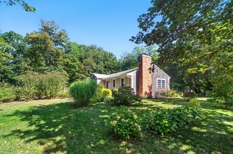 26 Locust Rd Orleans MA 02653