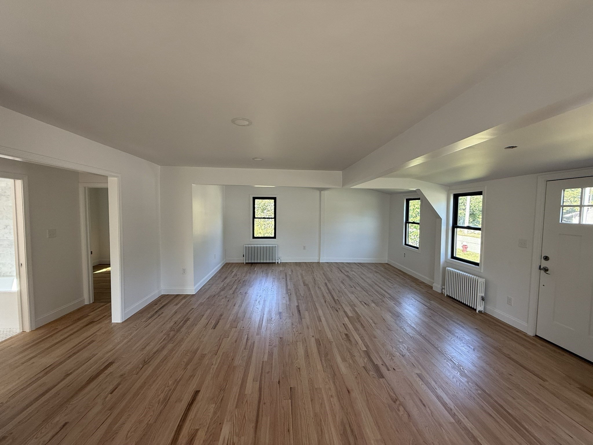 10 Newton Ave