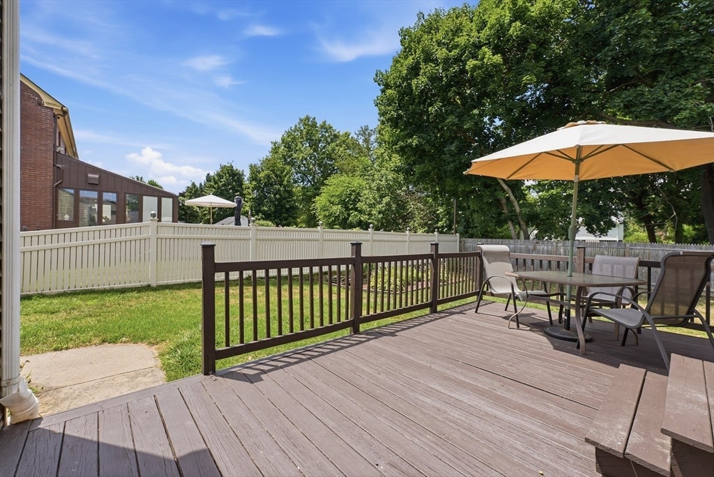 83 Lindbergh Blvd, Westfield, MA, 83 Lindbergh Blvd, Westfield, MA Photo #14