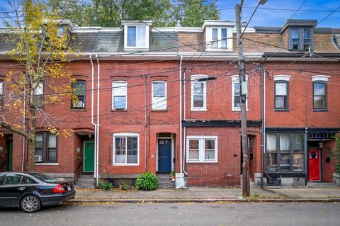 12 Medford St Chelsea MA 02150