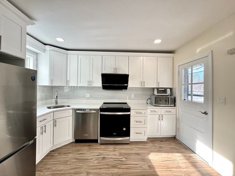 9 Westford St Quincy MA 02169