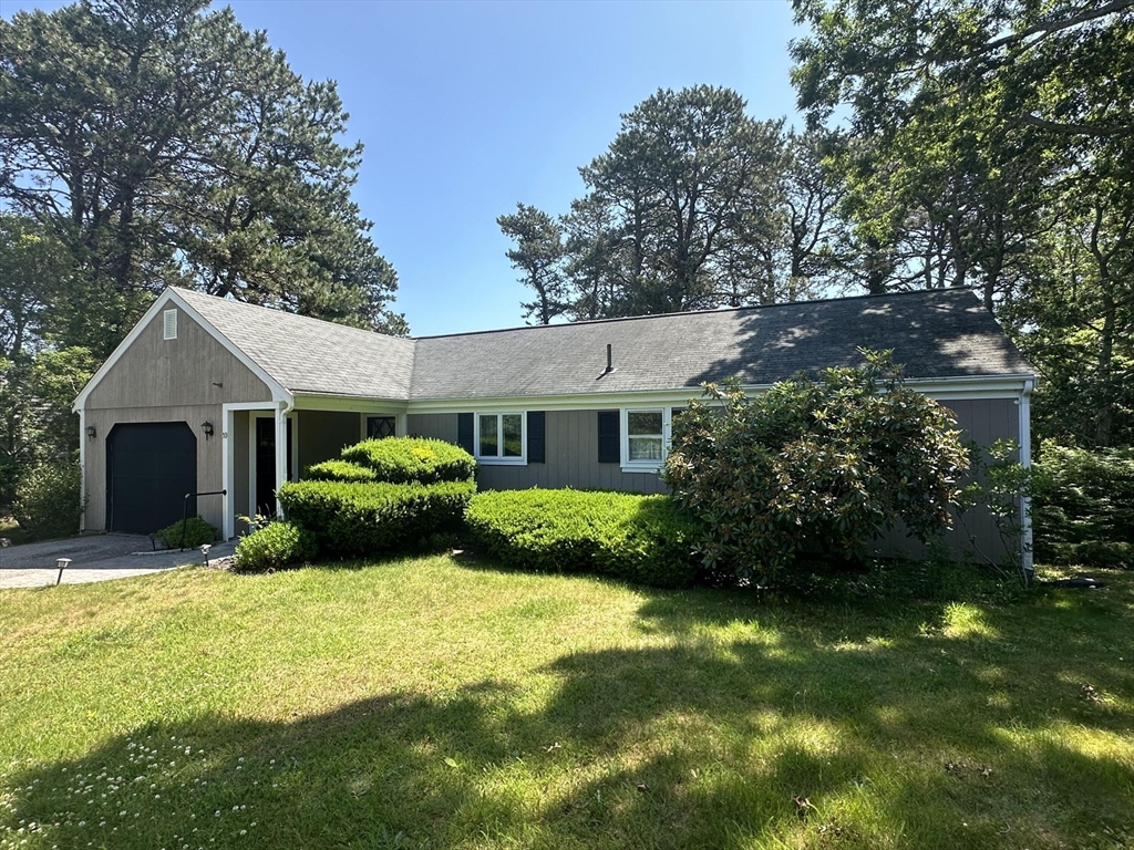 10 Freeman Rd
