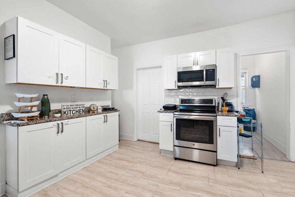 252 Shaw St, Lowell, MA Photo #4