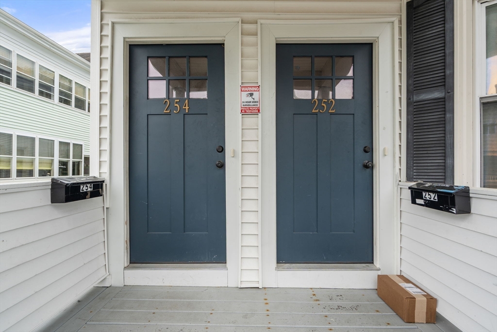 252 Shaw St, Lowell, MA Photo #3
