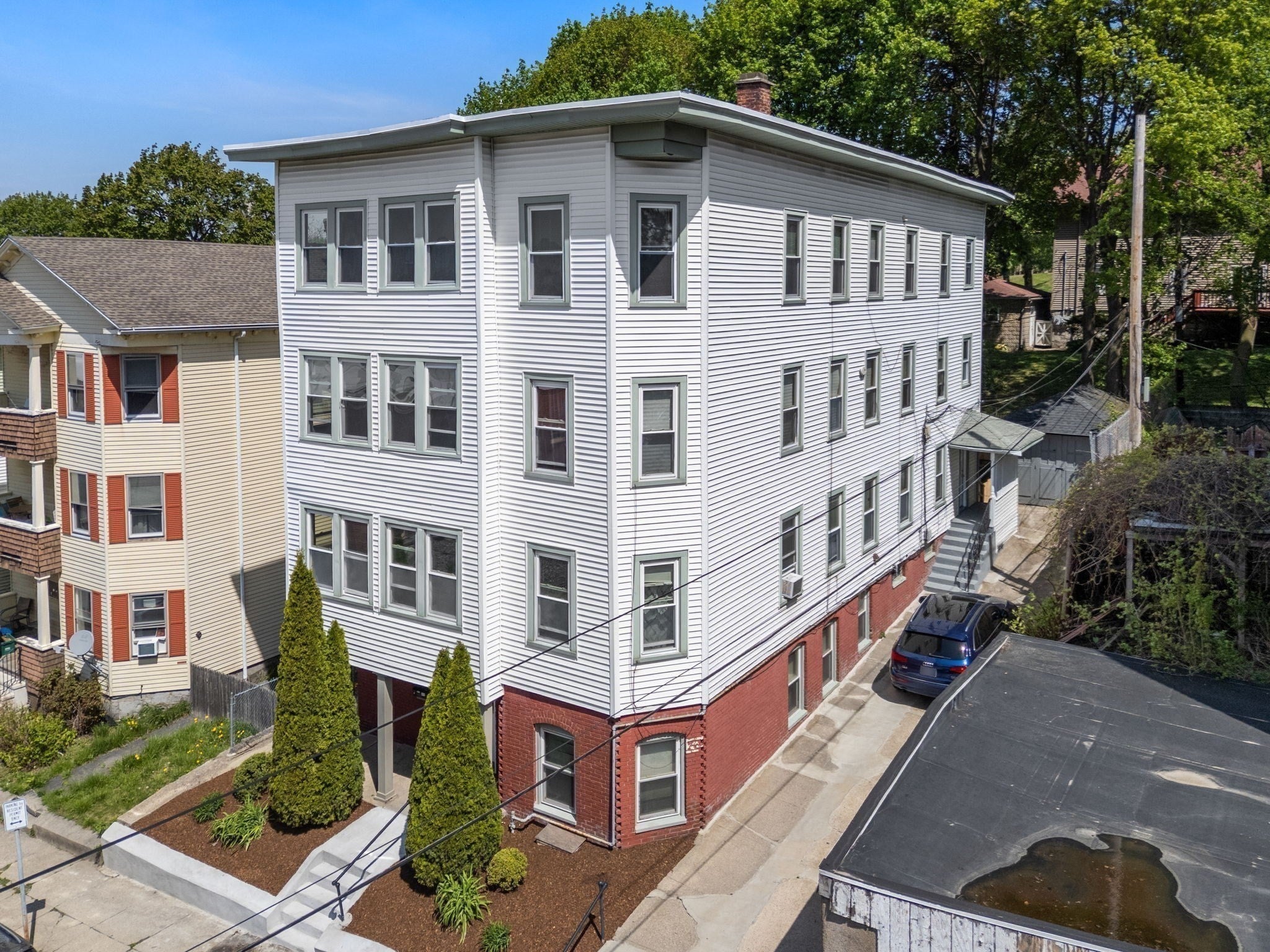 31 Chrome St, Worcester, MA, 31 Chrome St, Worcester, MA Photo #3