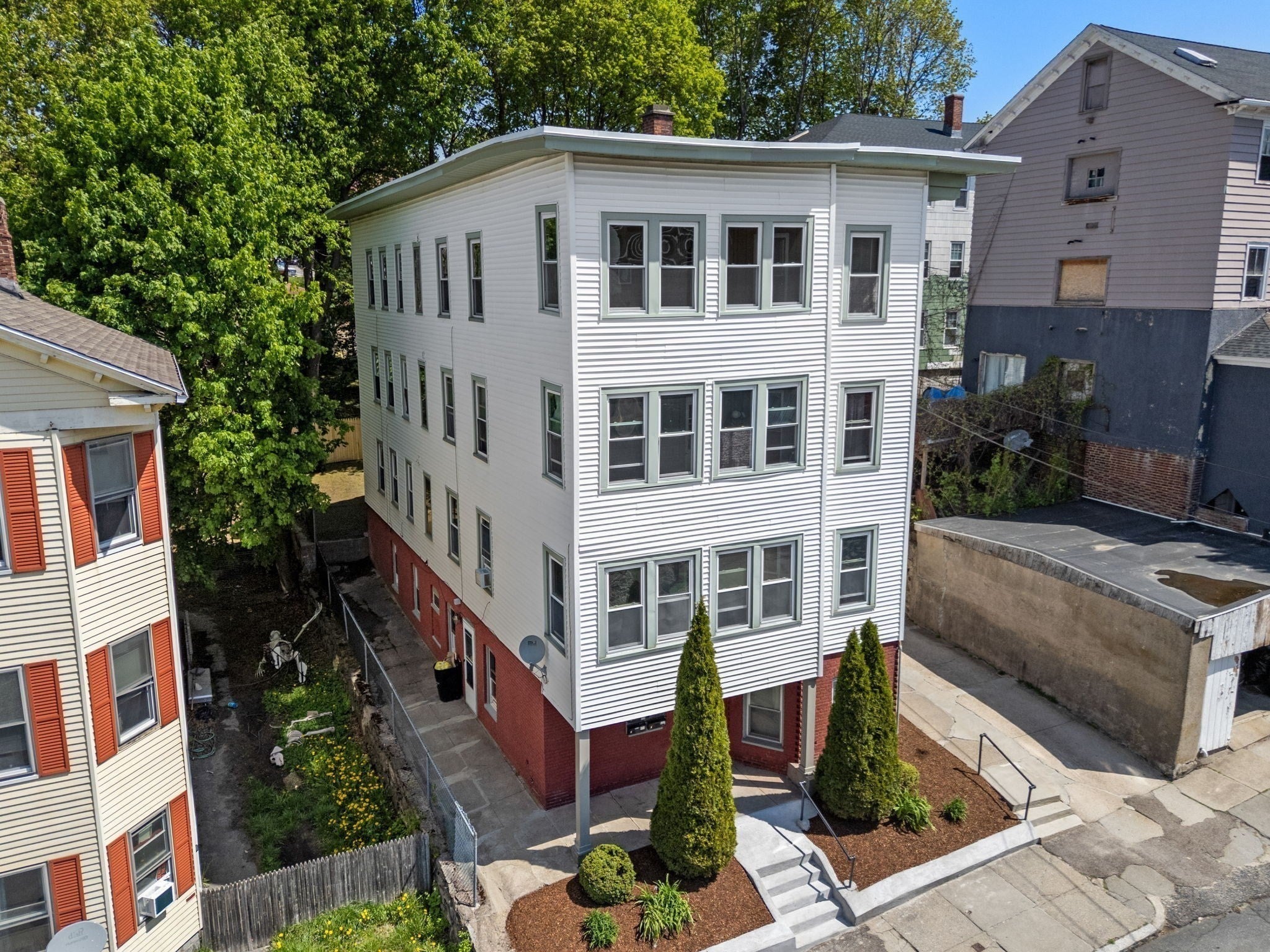 31 Chrome St, Worcester, MA, 31 Chrome St, Worcester, MA Photo #2