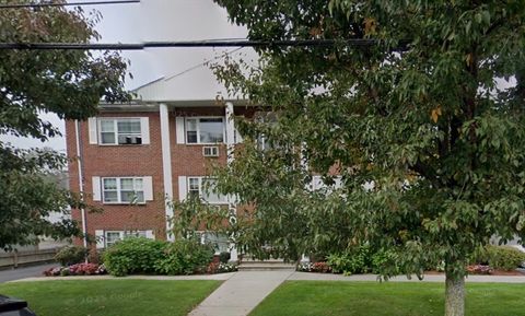 Photo of 924 Main St #21, Woburn, MA 01801 (MLS # 73486830)