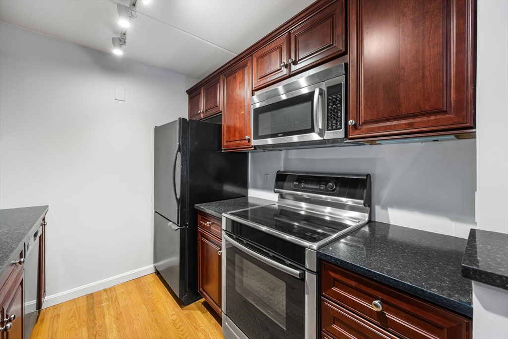159 Main Street 39A