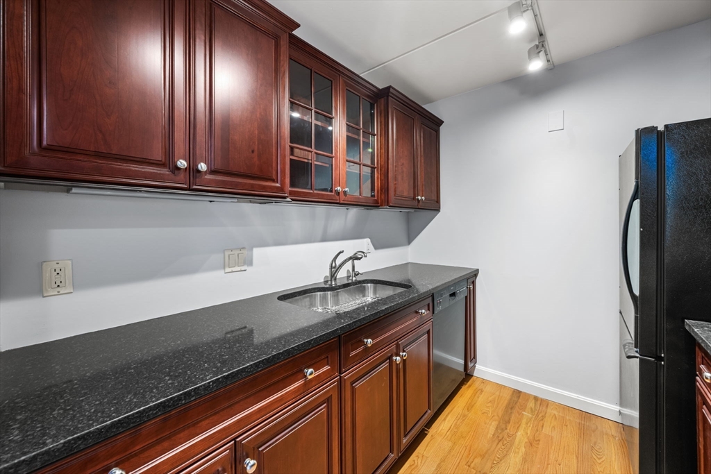 159 Main Street 39A