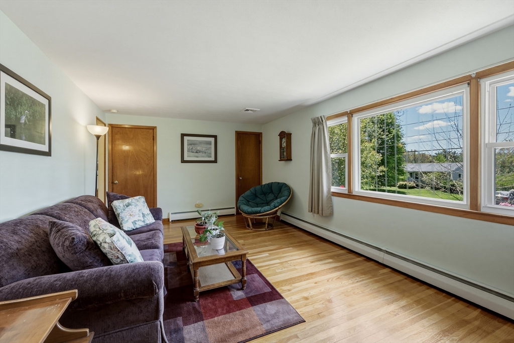 16 Saybrook Cir, South Hadley, MA, 16 Saybrook Cir, South Hadley, MA Photo #11