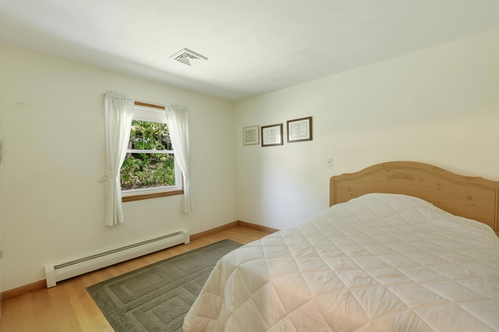 16 Saybrook Cir, South Hadley, MA, 16 Saybrook Cir, South Hadley, MA Photo #17