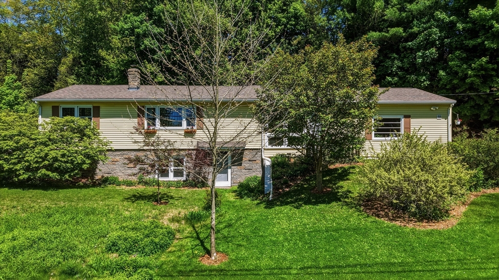 16 Saybrook Cir, South Hadley, MA, 16 Saybrook Cir, South Hadley, MA Photo #23
