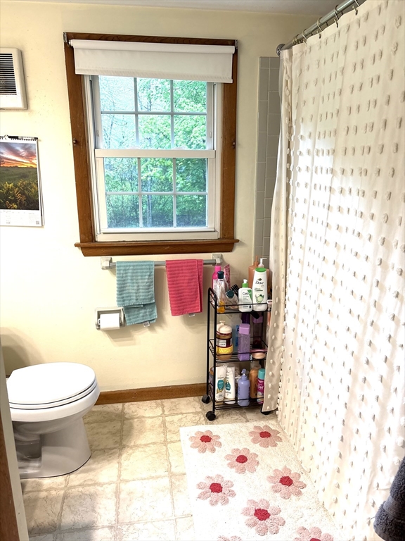 691 E Pleasant St, Amherst, MA Photo #15