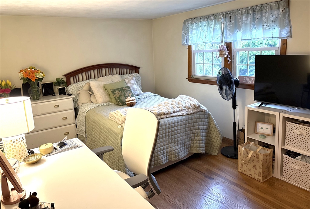 691 E Pleasant St, Amherst, MA Photo #16