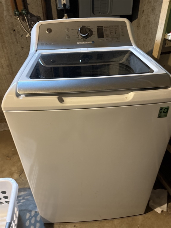 691 E Pleasant St, Amherst, MA Photo #11
