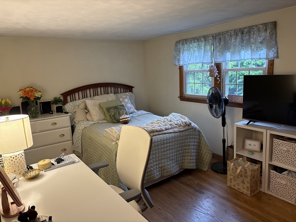691 E Pleasant St, Amherst, MA Photo #6