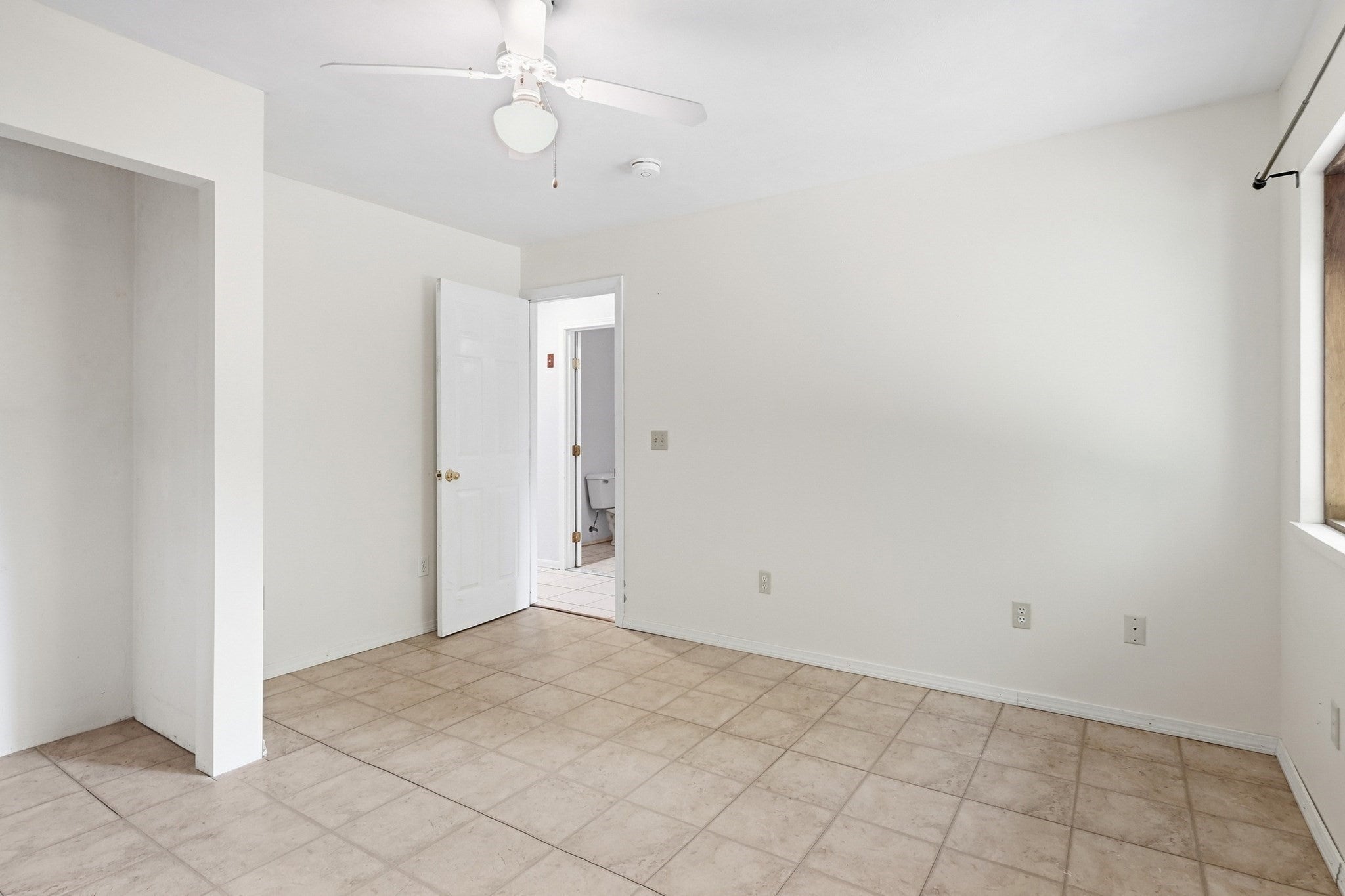 21 Stone Hill Rd, New Salem, MA Photo #12