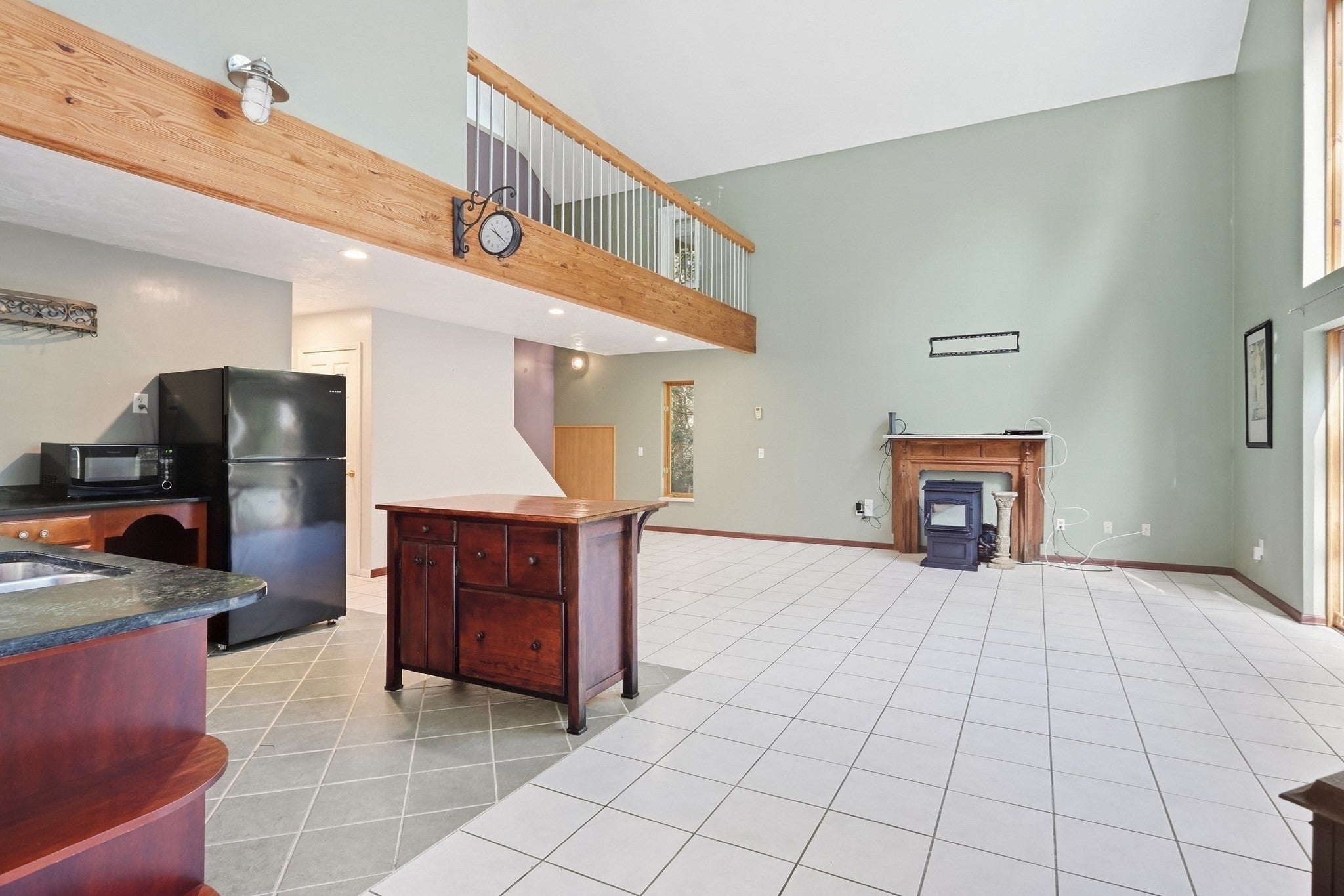 21 Stone Hill Rd, New Salem, MA Photo #20