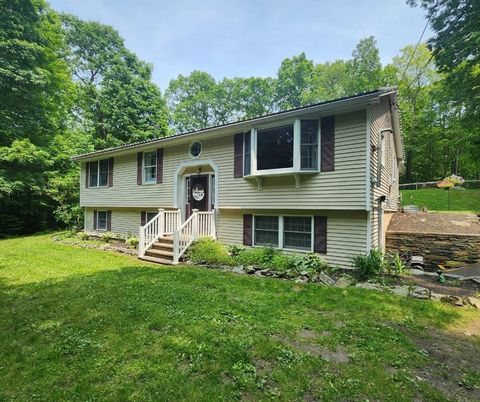63 Barton Ave Belchertown MA 01007