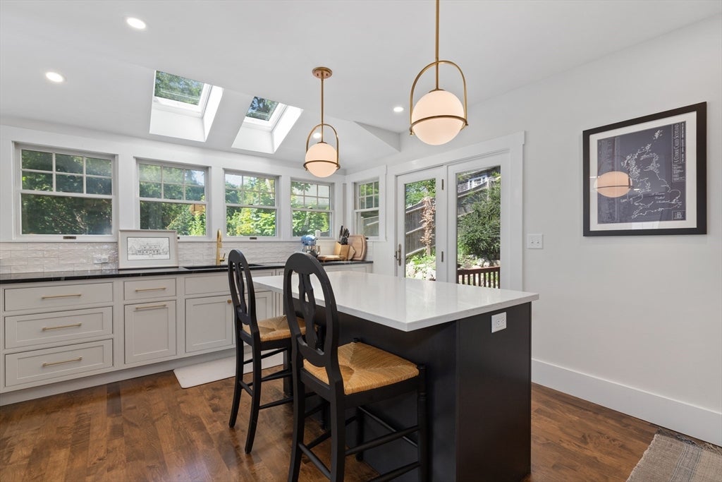 25 Bay View Ave, Plymouth, MA Photo #6