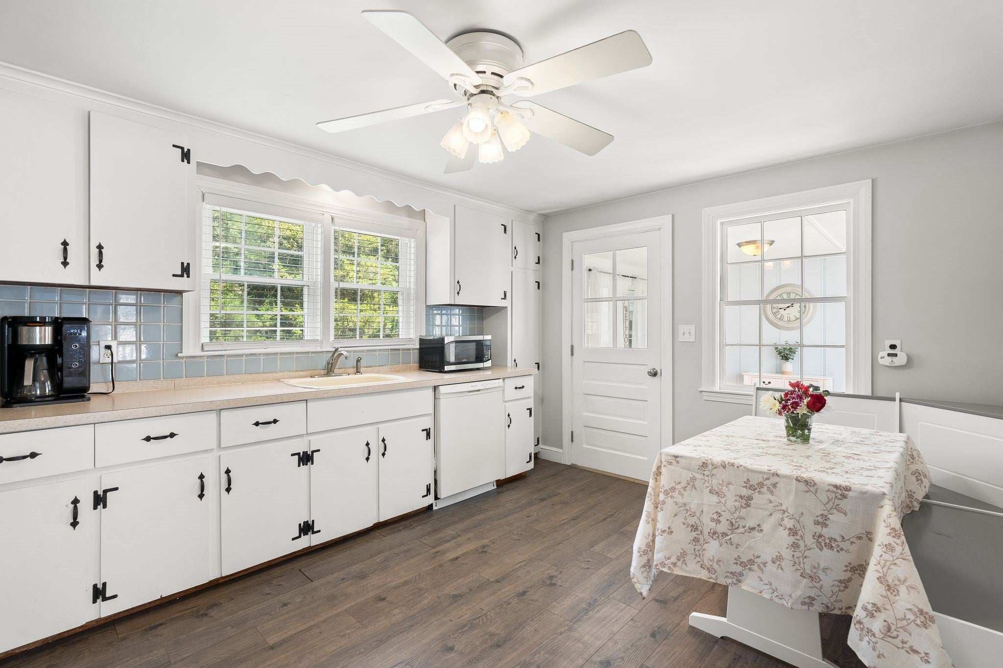 27 Mount Pleasant Ave, Holbrook, MA Photo #6